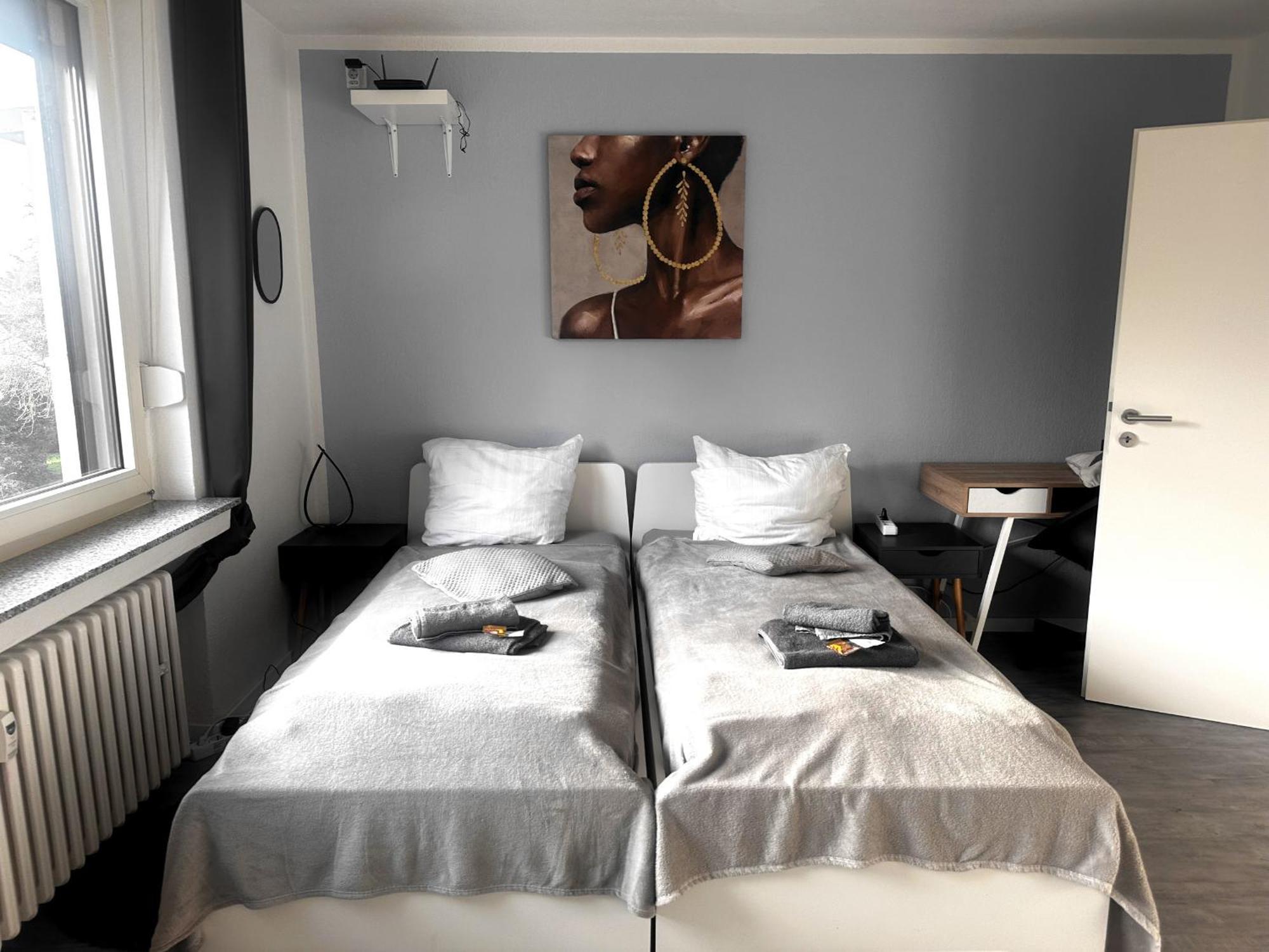 Vaz Apartments Essen, Kueche, Wlan, Tv, Netflix, Ca 15 Min Messe U Hbf Екстер'єр фото